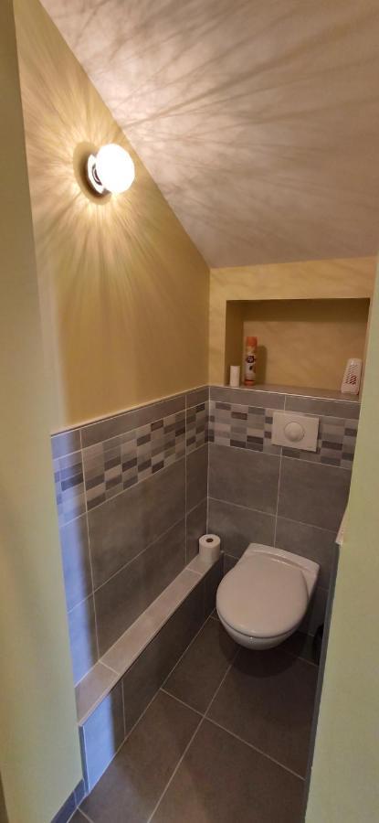 La Petite Cour Apartment Beaune  Ngoại thất bức ảnh